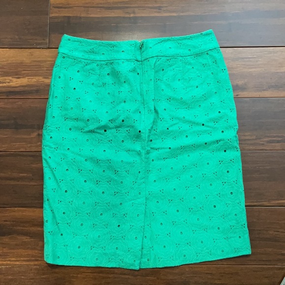 BUNDLE OF (3) SKIRTS - Picture 9 of 10